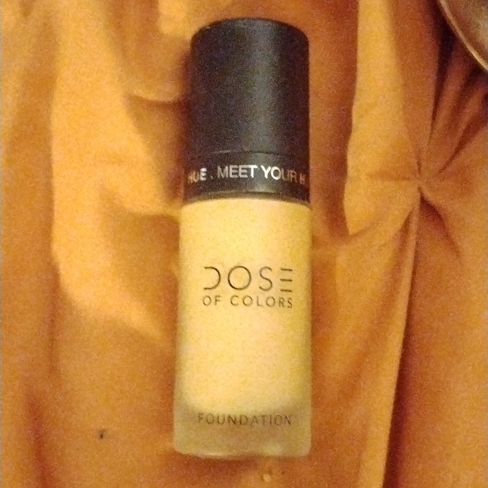 Dose of colors foundation